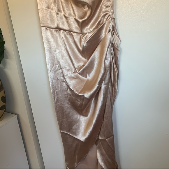 White Fox Champagne Willow Wrap Dress - Picture 4 of 7